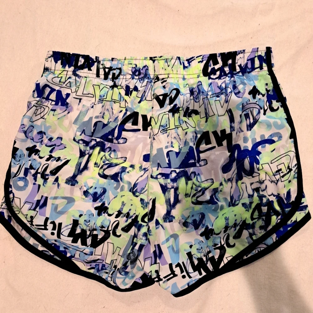 Calvin Klein Running Shorts Graffiti Size Medium - Picture 2 of 6